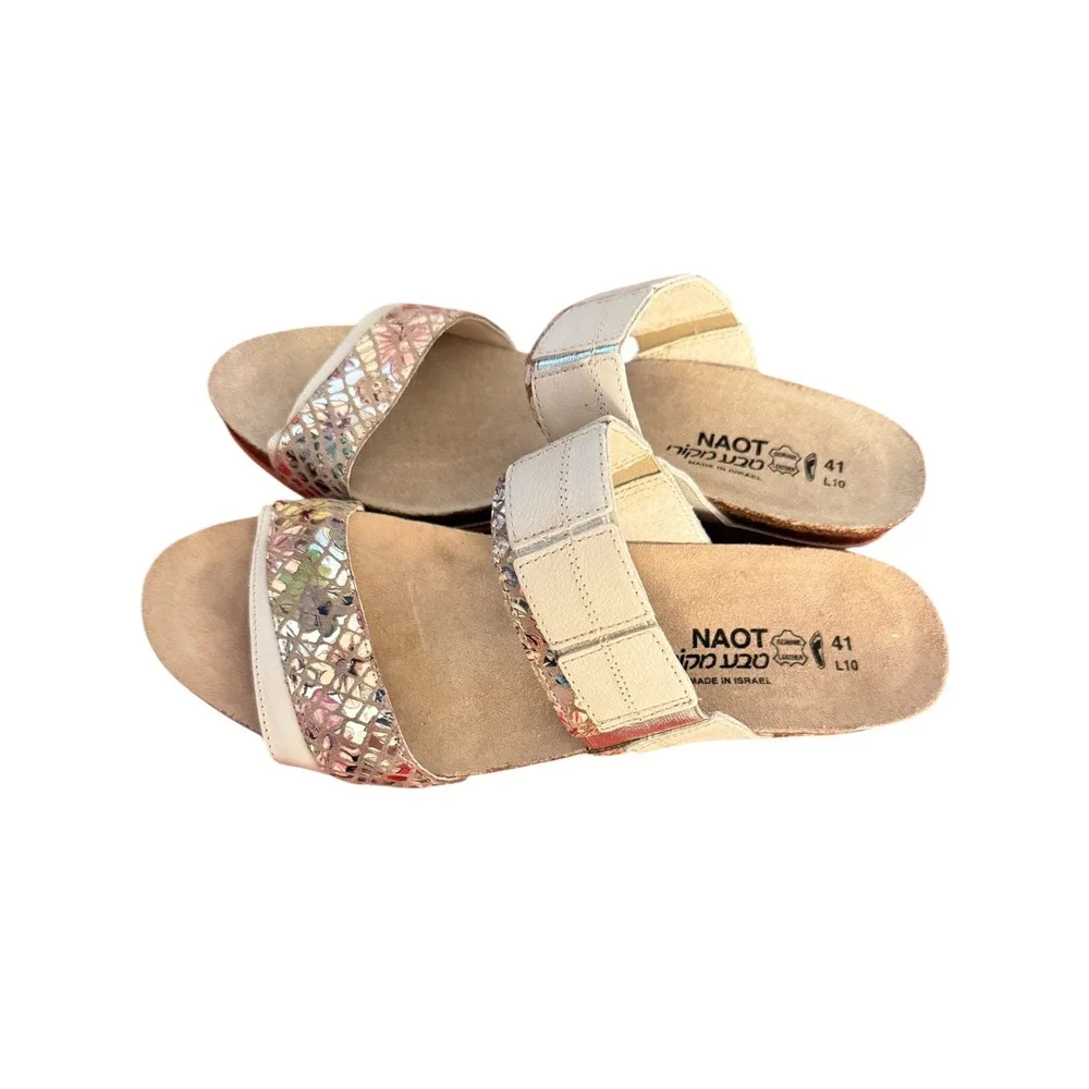 Naot Royalty Slide Sandals Ivory Floral Metallic Leather Womens size 10 Nwob